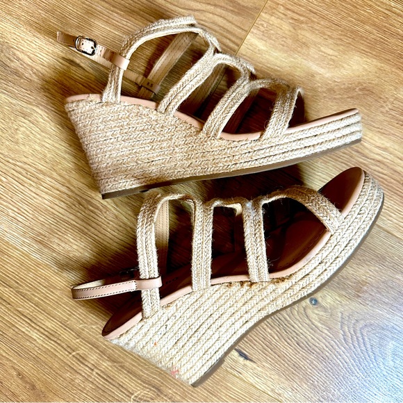 HOST PICK 🔥Woven Straw Wedge Sandals Zigi Soho GUC Size 8.5 - Picture 3 of 6